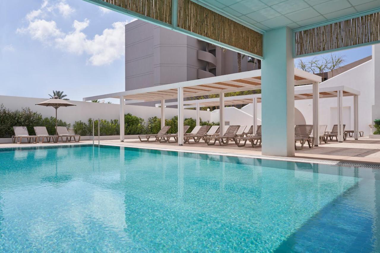 Apartahotel Epsilon 4*
